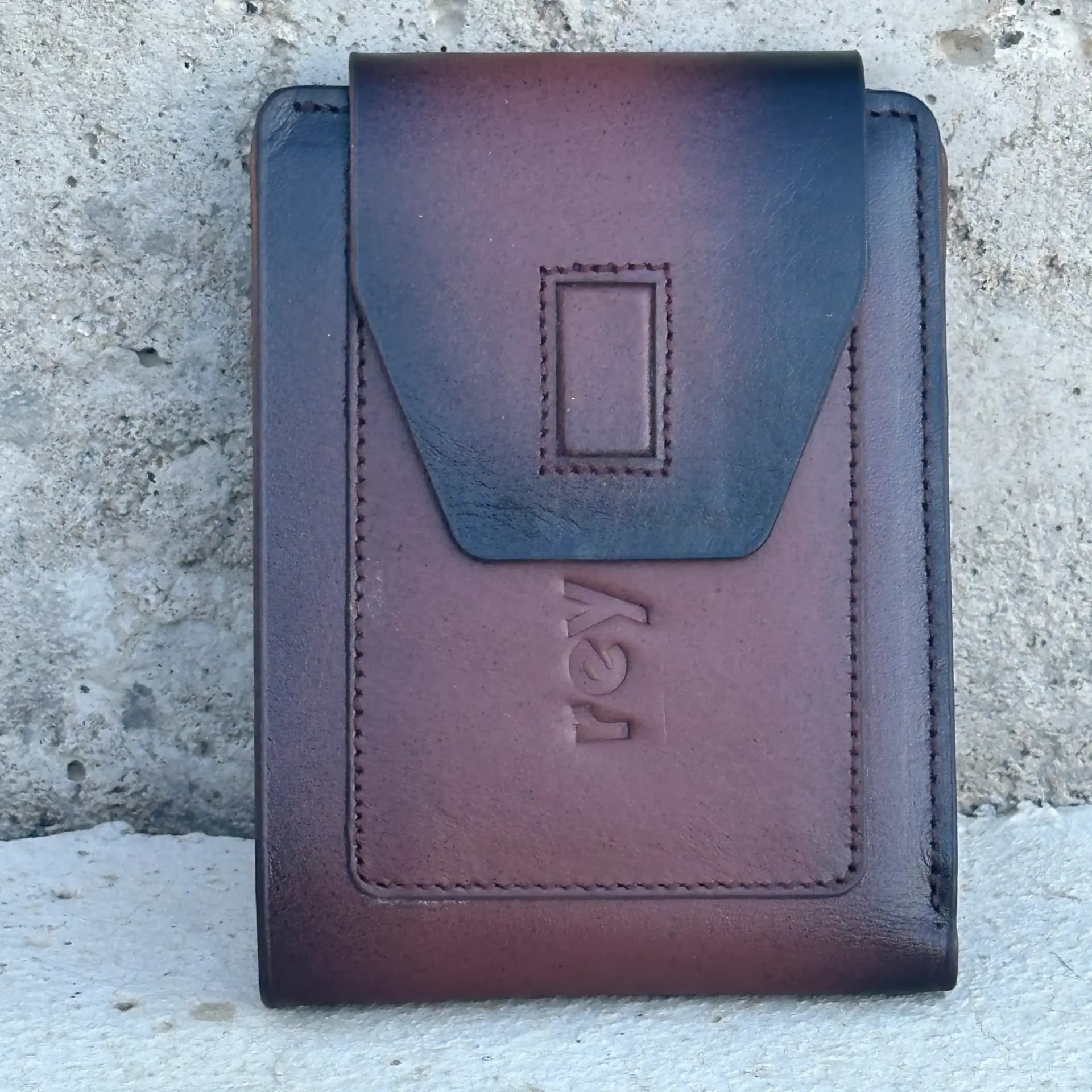 REY Classic Bi-Fold Genuine Cow Leather Wallet for Men