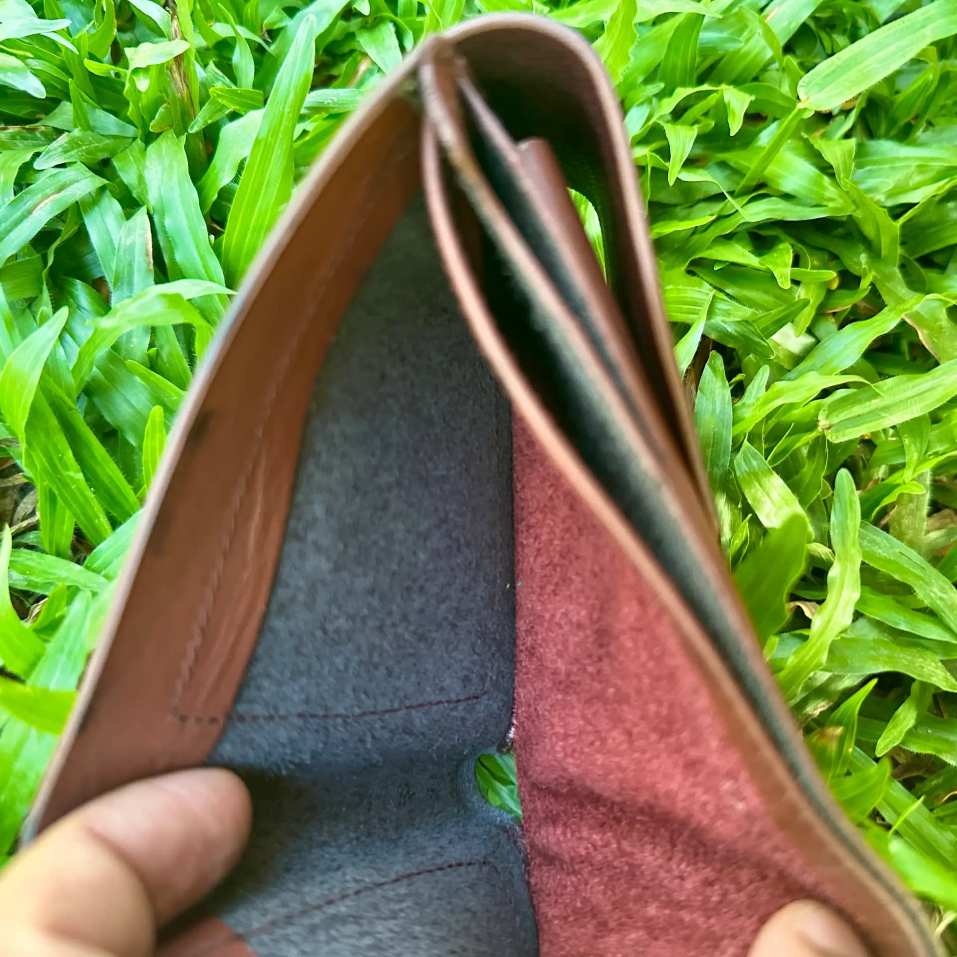 REY Classic Bi-Fold Genuine Leather Wallet for Men in Bangladesh